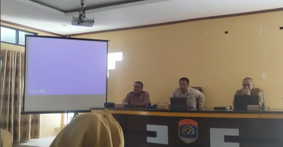 Sosialisasi penanganan sampah di DLH
