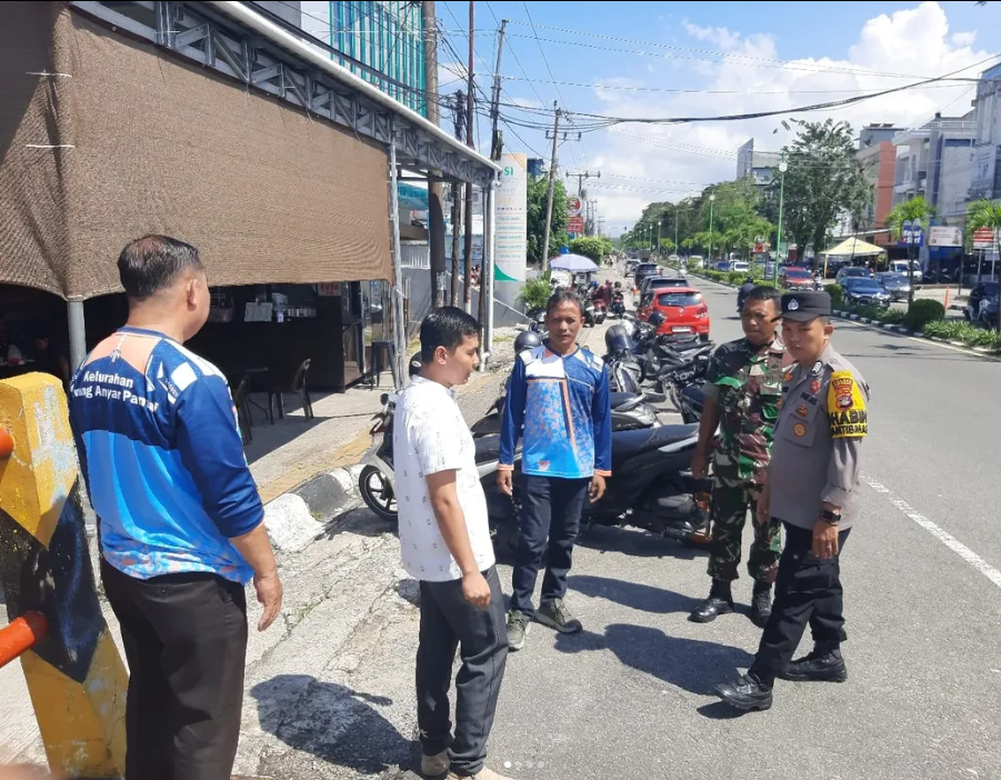 Monitoring wilayah dan koordinasi lapangan Terkait akses warga