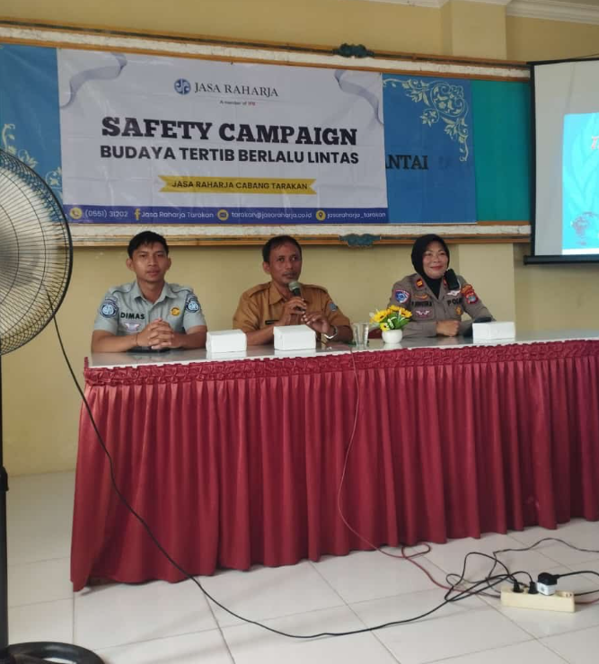 Sosialisasi tertib lalu lintas 