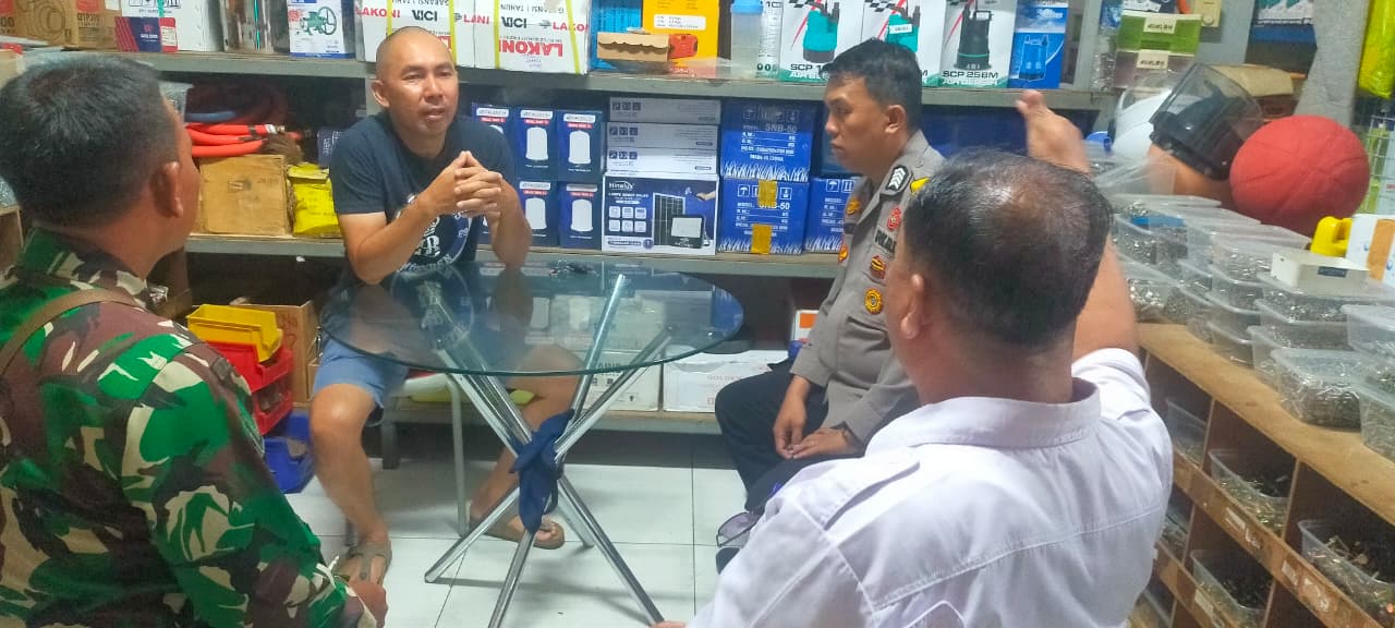 Pelaksanaan Koordinasi Ketretiban Umum dengan Pemilik Kafe di RT 18
